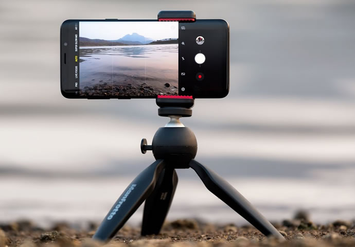 Zeiss CEO Michael Kaschke Talks About Mobile Photography Limits